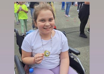 Ja sam Mia i potrebna mi je vaša pomoć – Desetogodišnja  Kraljevčanka preživela je težak moždani udar (FOTO/VIDEO)