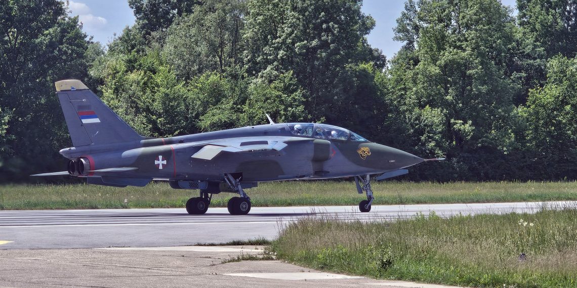 Ovo je razlog nadletanja aviona nad Kraljevom u večernjim satima