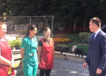 PROLEĆNO UREDJENJE GRADA PRI KRAJU – RADNICE “ČISTOĆE” BRUTALNO IZVREĐAO ODBORNIK OPOZICIJE