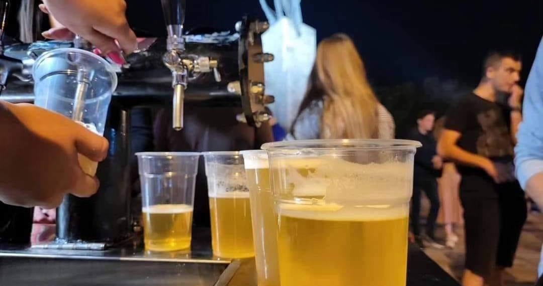 I ove godine sve popularniji trodnevni Festival zanatskog piva u Kraljevu