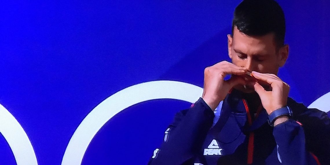 Jedan je Nole! Najbolji teniser svih vremena Srbiji doneo zlato na OI