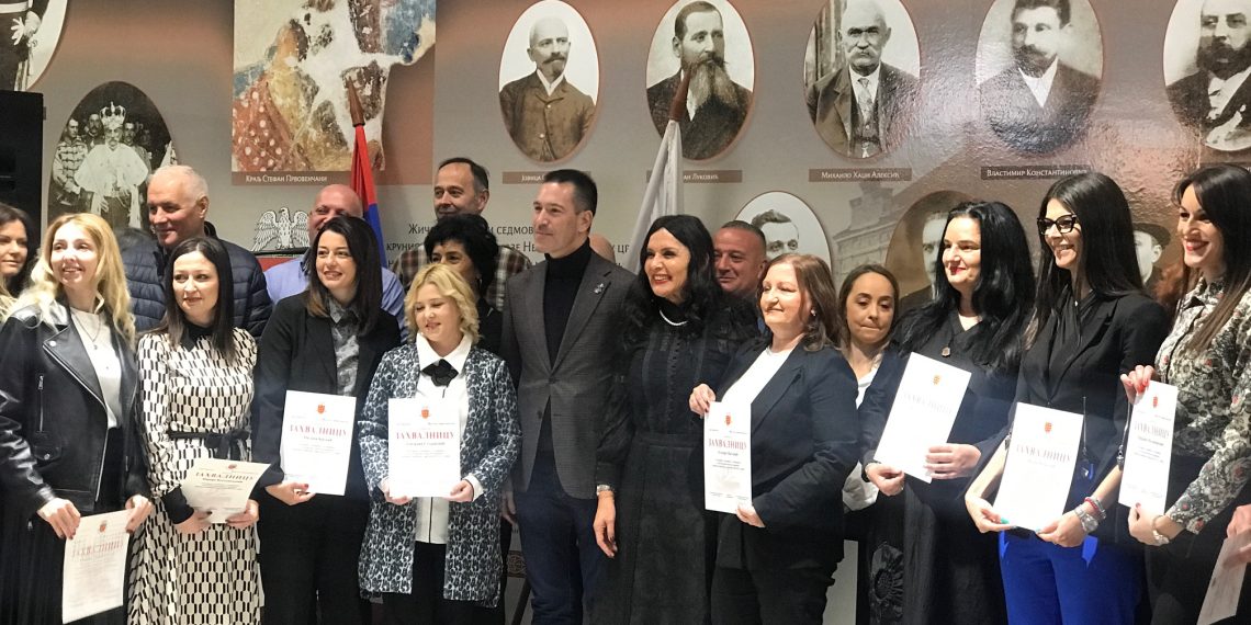 U Kraljevu obeležen Dan prosvetnih radnika