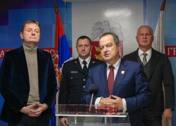 Dačić i Glišić u Kraljevu sa predstavnicima Raškog i Moravičkog okruga – Prvi put puštena poruka upozorenja od elementarnih nepogoda