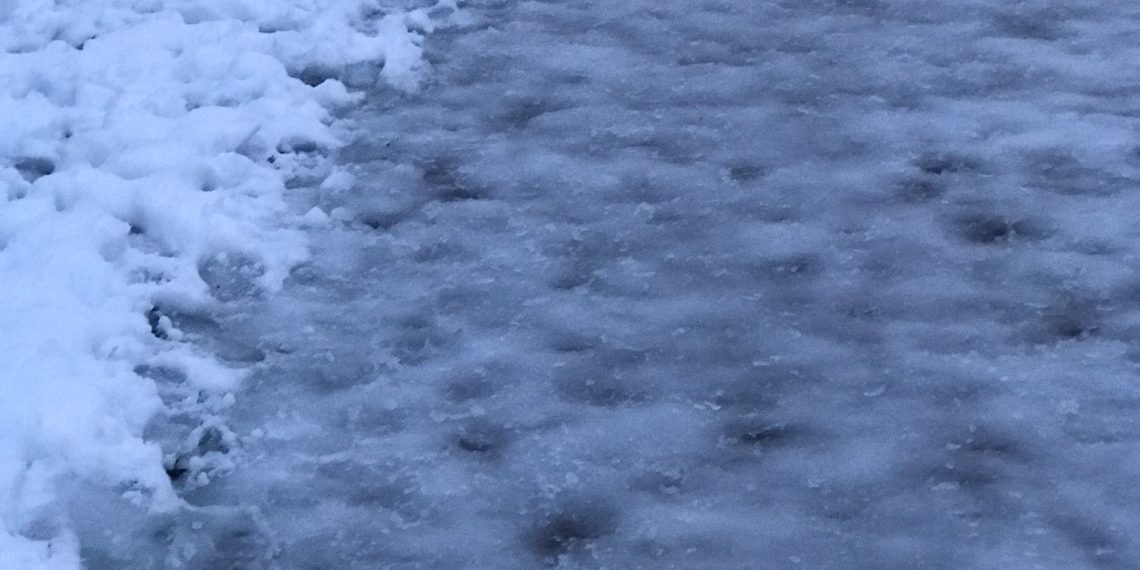 Čišćenje snega i leda u Kraljevu