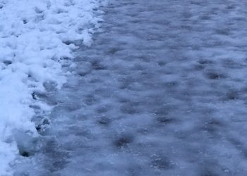 Čišćenje snega i leda u Kraljevu