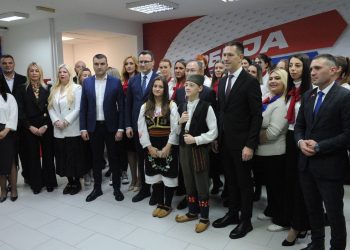 Saradnja Srbije i Kine na najvišem nivou – Kraljevački naprednjaci ugostili kineske zvaničnike