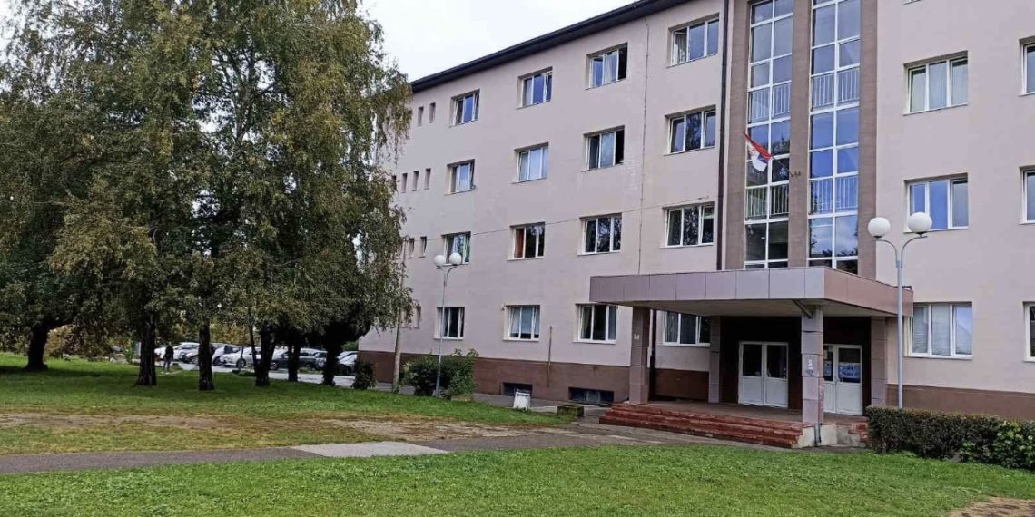 Direktorka Gimnazije u Kraljevu podnela ostavku na tu funkciju