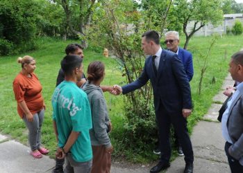 Gradonačelnik obišao napadnutu romsku porodicu u Tavniku