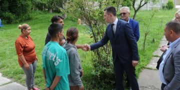 Gradonačelnik obišao napadnutu romsku porodicu u Tavniku