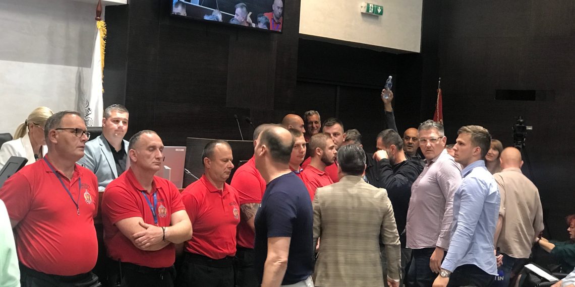 Incident u kraljevačkoj Skupštini – oglasio se Gradski odbor vladajuće koalicije