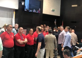 Incident u kraljevačkoj Skupštini – oglasio se Gradski odbor vladajuće koalicije