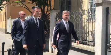 Ministar Selaković u poseti Kraljevu – Obišao Žiču i Galeriju “Maržik”