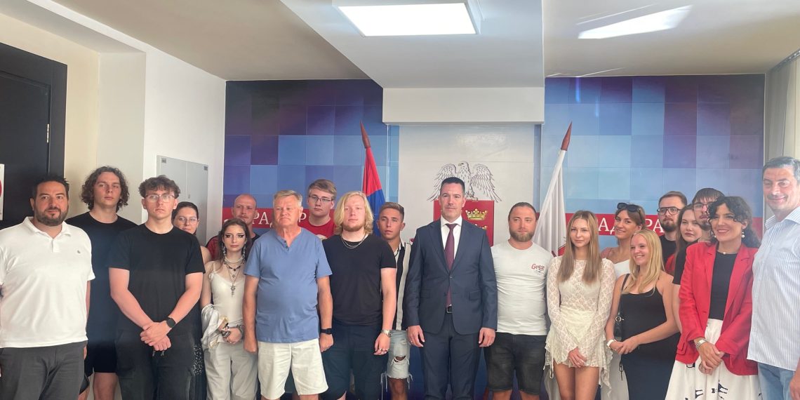 Srednjoškolci i studenti iz poljskog grada Zelena Gora u poseti Kraljevu