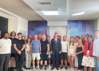 Srednjoškolci i studenti iz poljskog grada Zelena Gora u poseti Kraljevu