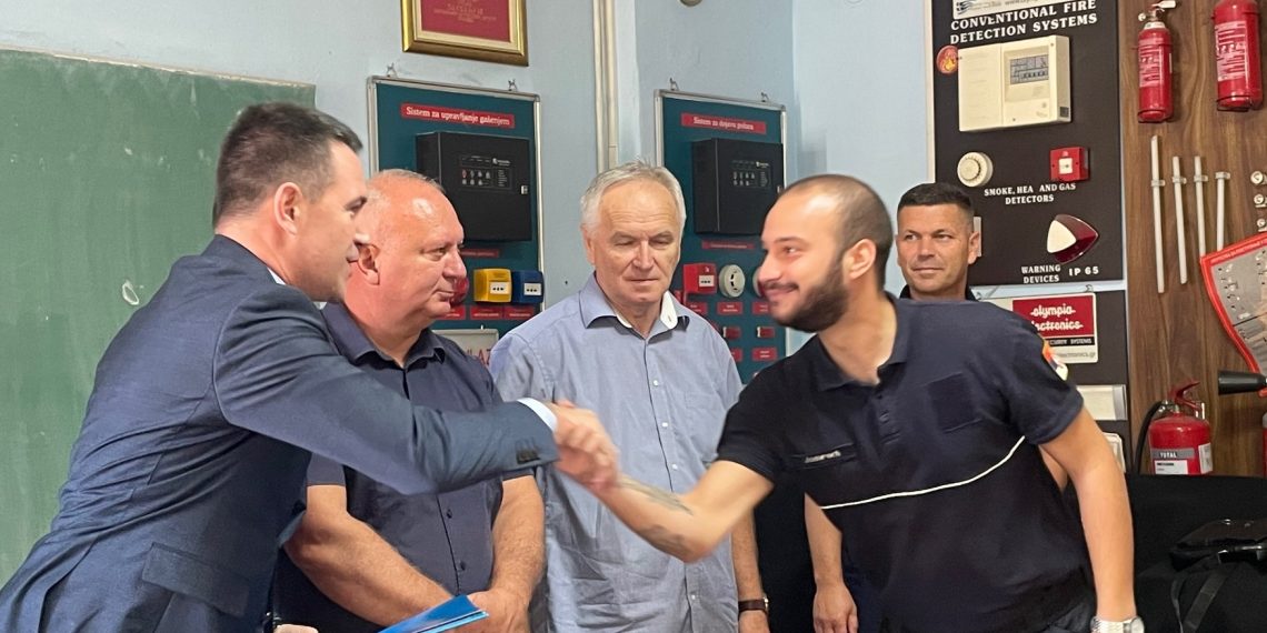 Pet miliona dinara od Grada za kraljevačka dobrovoljna vatrogasna društva