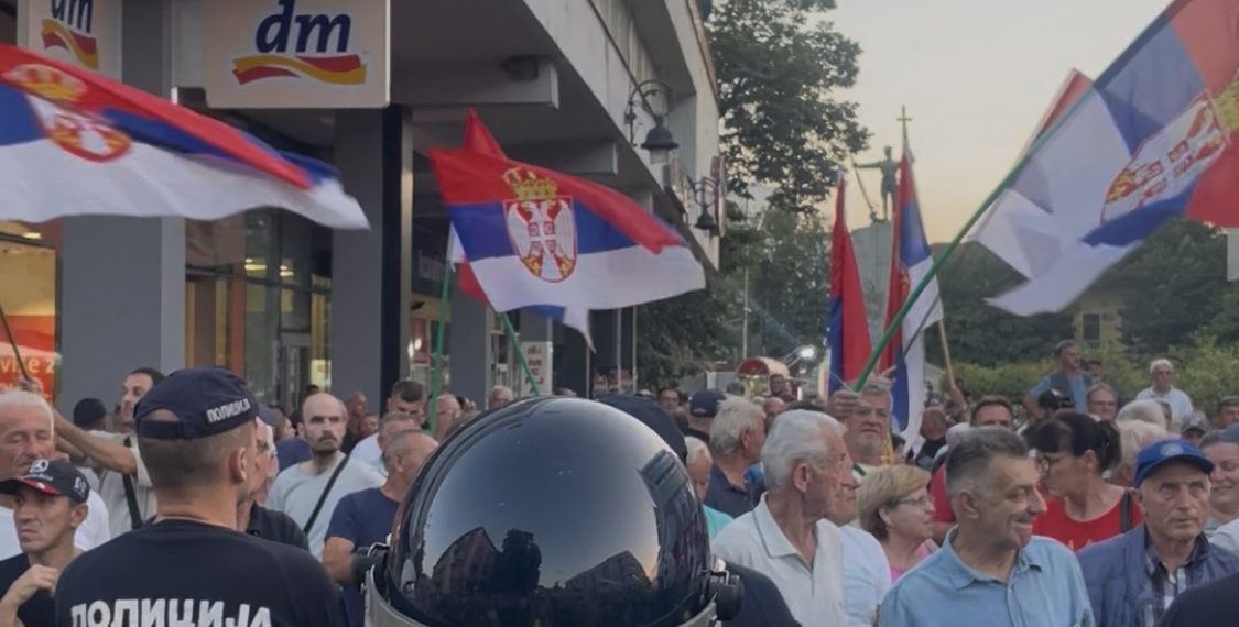 Saopštenje SNS-a Kraljevo nakon jučerašnjih protesta