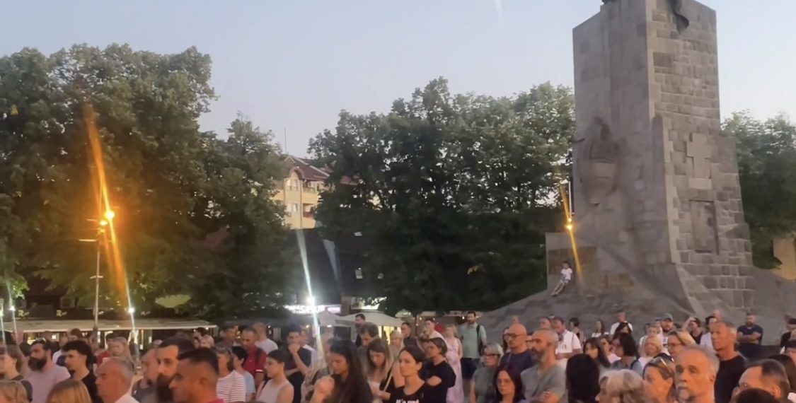 U Kraljevu obeleženo deset meseci od pada nadstešnice u Novom Sadu